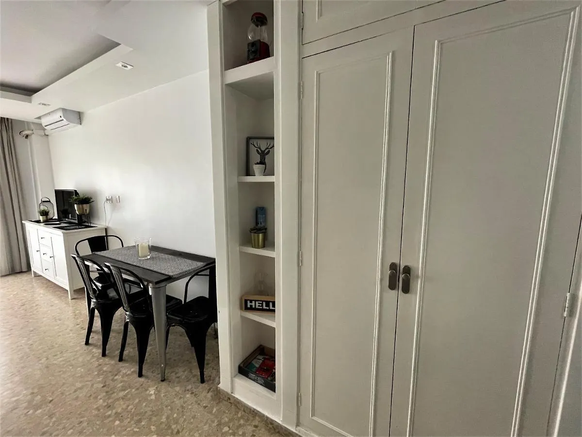 Ver620: Seaside Terrace Retreat with City Proximity Apartment Torremolinos 0*,