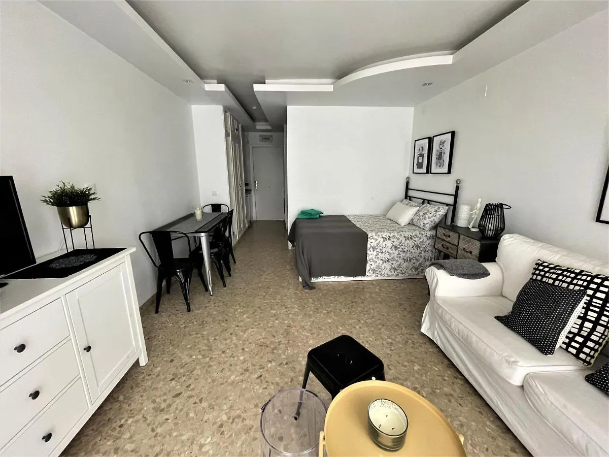 Ver620 - Terraza Con Vistas Al Mar, Reformado, Wifi, Fire Stick Amazon, Centro A 5 Min, Playa A 15 Min, Torremolinos 0*,